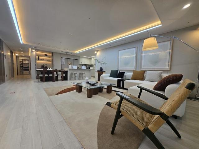 "6·27 규제 피하고 반도체 효과"…브레인시티 푸르지오 가보니